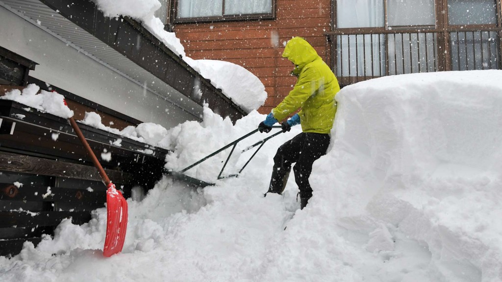 めざせ『雪事故ゼロ』！ 安全な雪下ろし講習会を開催します