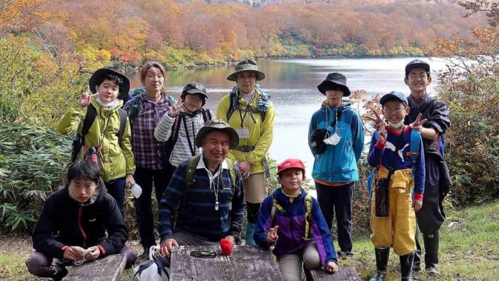 第8回「釣りキチ三平の里」自然体験塾 「サルパの森で炭焼き体験」