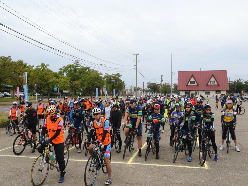 横手で自転車イベント「かまくら・ライド」　317人が初秋のサイクリング楽しむ